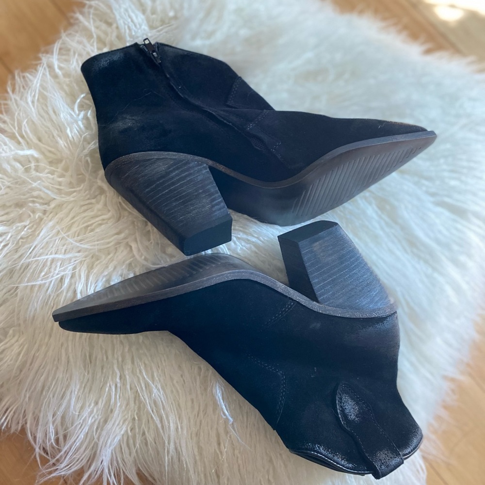 Steve Madden Texan Booties